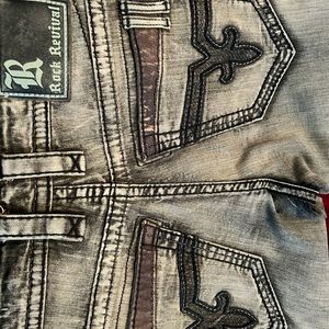 Men’s rock revival jeans like new